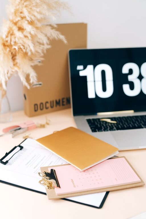 Efektīvi padomi mājas darba un laika plānošanai